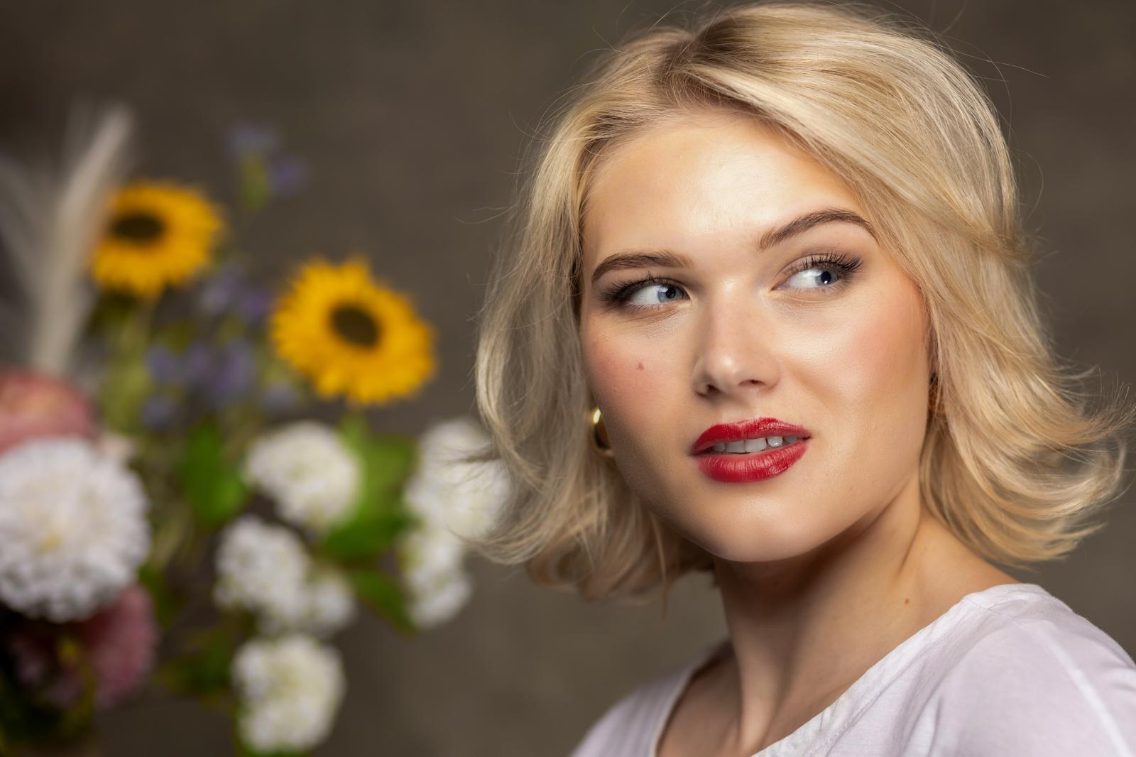 Makeup gallery photo