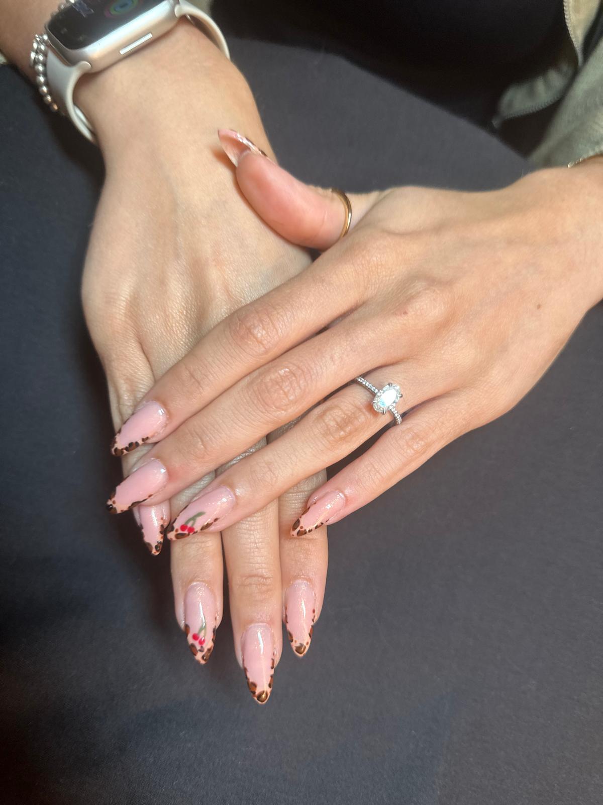 Nails gallery photo